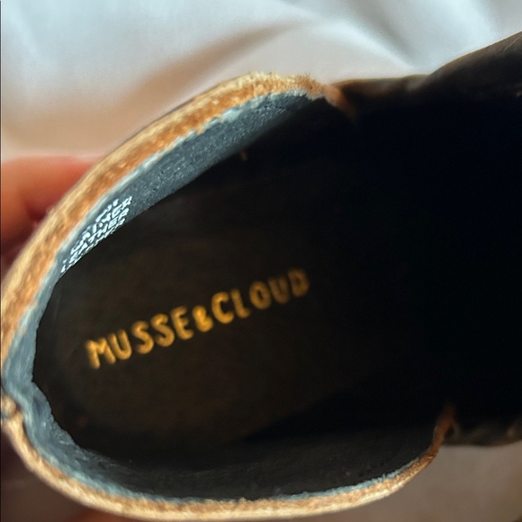 Anthro | Musse & Cloud Distressed Leather Netflix Bootie, Size 7 - Picture 11 of 11